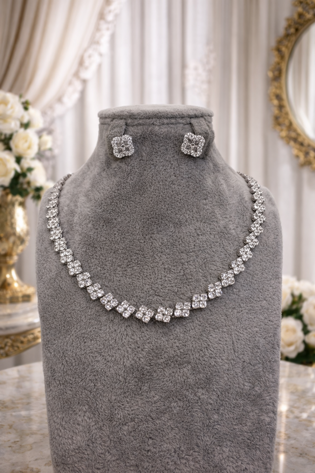 Parure Collana e Orecchini con Zirconi Brillanti