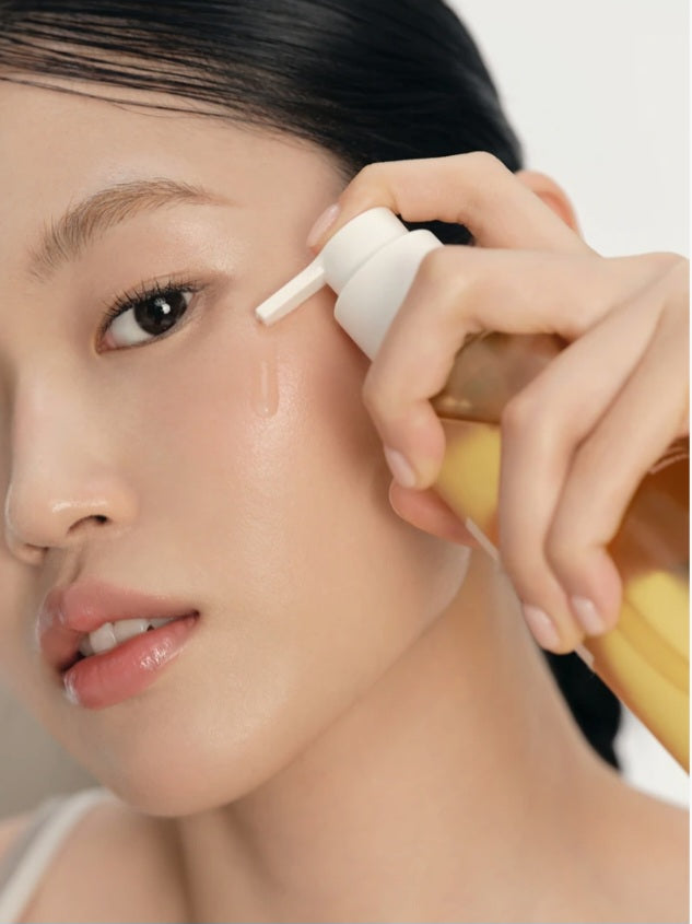 Ginseng Cleansing Oil
olio di pulizia profonda per una pelle luminosa e liscia